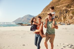 Familienurlaub, Familienfreundliche Ferienwohnung, Familie am Strand
